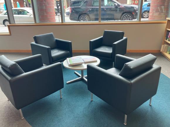 1st floor table and chairs